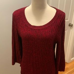 🔥SALE🔥Ladies sweater tunic top in red and black. Size Medium